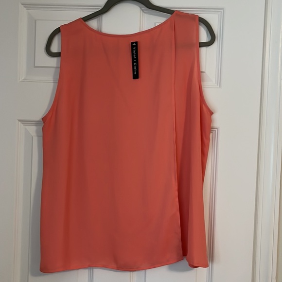 Violet + Claire Sleeveless Blouse - Picture 3 of 3